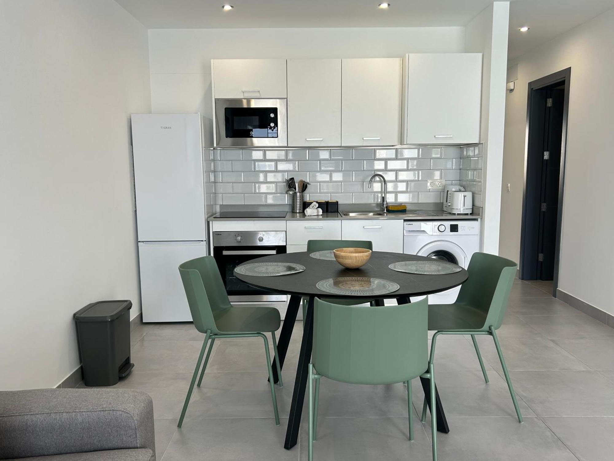 Stunning 2 Bedroom Seafront Apartment Puerto del Carmen  Exterior foto